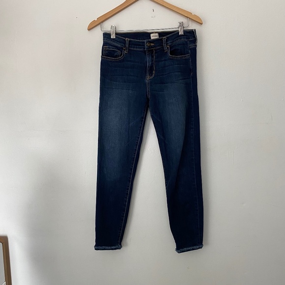 Sneak Peek Denim - **$5 SALE** Sneak Peak Dark Wash Mid-Rise Skinny Jeans